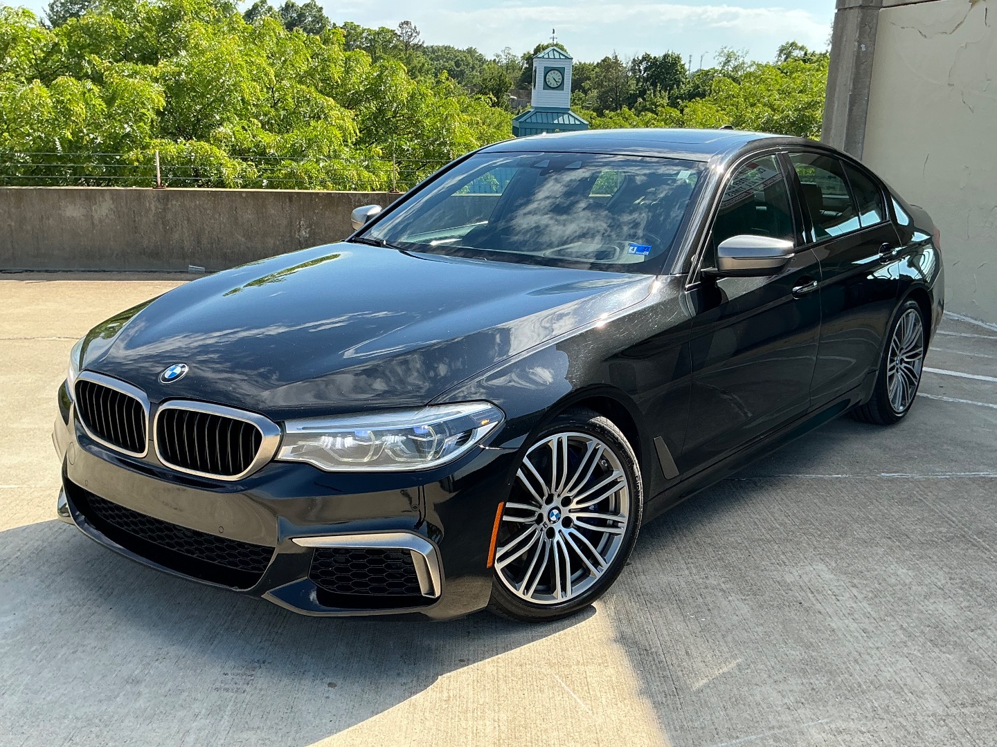 2018 BMW 5 Series M550i xDrive Sedan's photo