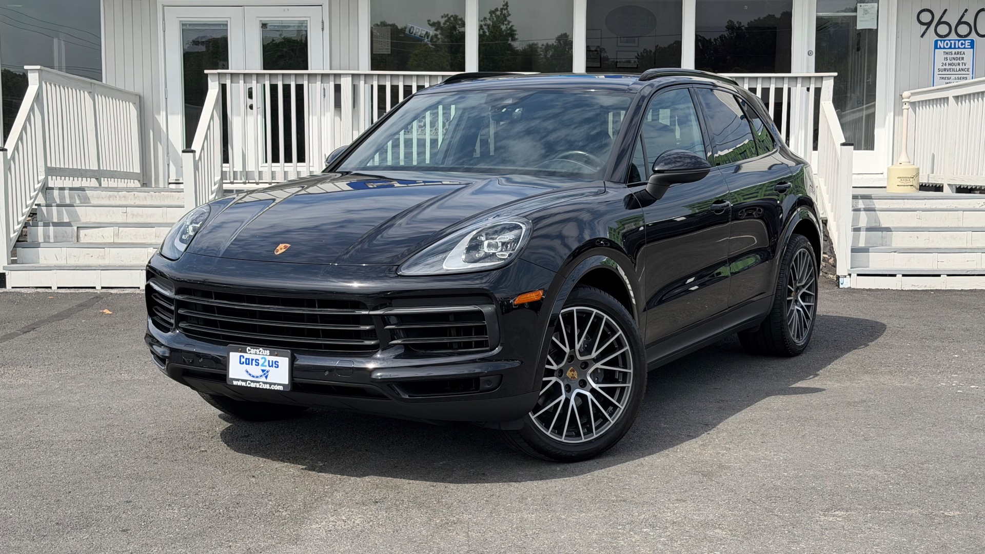 2020 Porsche Cayenne -'s photo