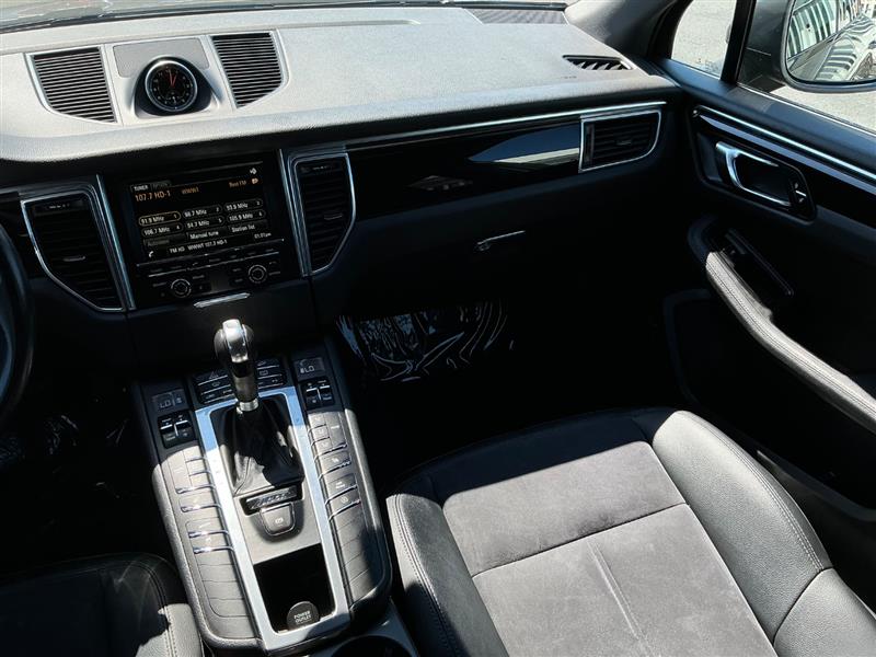 2015 Porsche Macan S - Photo 32