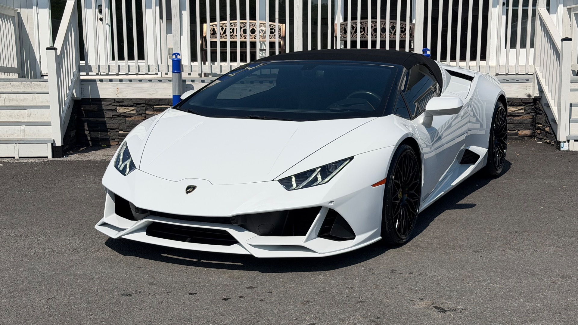 2019 Lamborghini Huracan LP 580-2 Spyder's photo