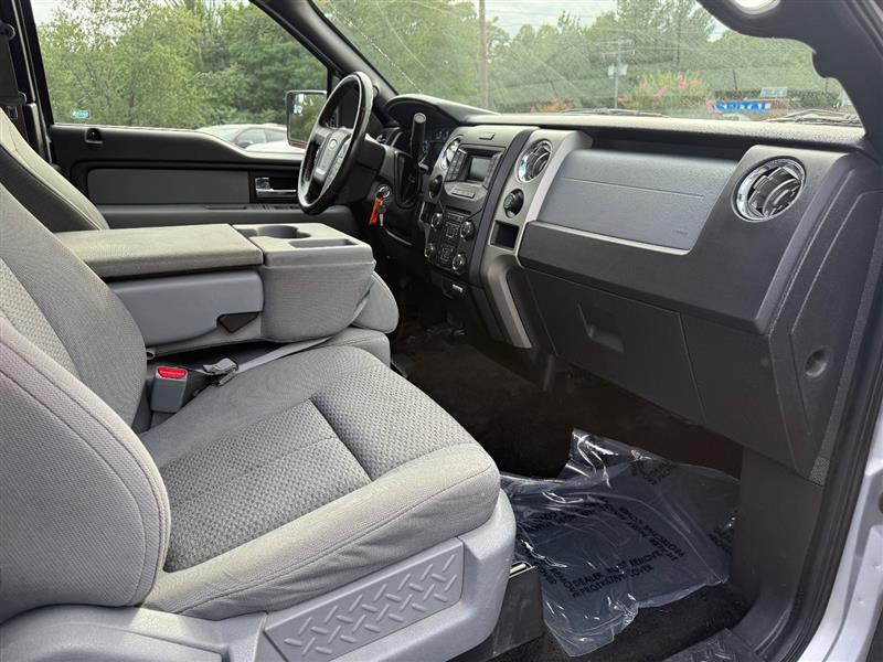 2013 Ford F-150 Lariat - Photo 13