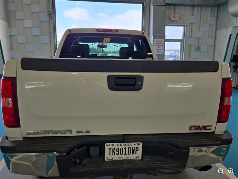 2009 GMC Sierra 2500HD SLE - Photo 5