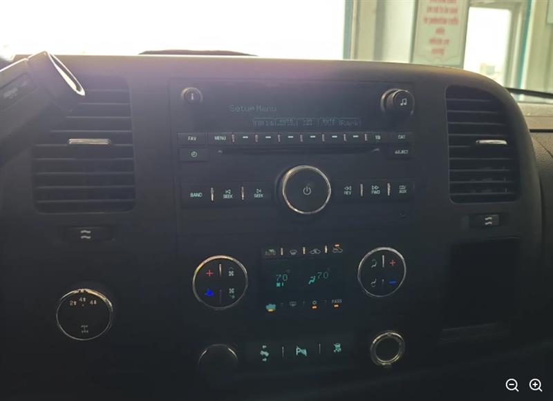 2009 GMC Sierra 2500HD SLE - Photo 9