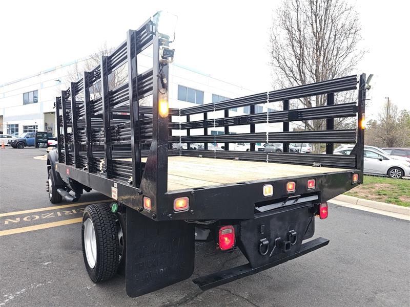 2011 Ford F-450 Super Duty Chassis Cab XLT - Photo 12