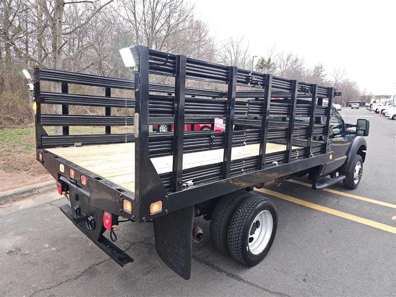 2011 Ford F-450 Super Duty Chassis Cab XLT - Photo 18