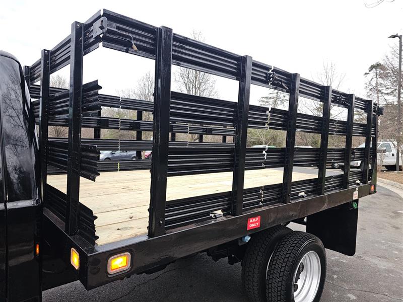 2011 Ford F-450 Super Duty Chassis Cab XLT - Photo 21