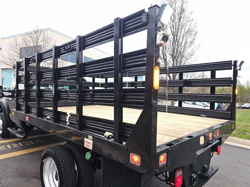 2011 Ford F-450 Super Duty Chassis Cab XLT - Photo 26