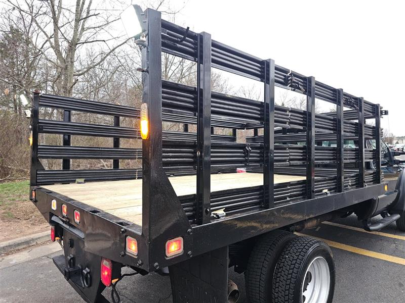 2011 Ford F-450 Super Duty Chassis Cab XLT - Photo 27