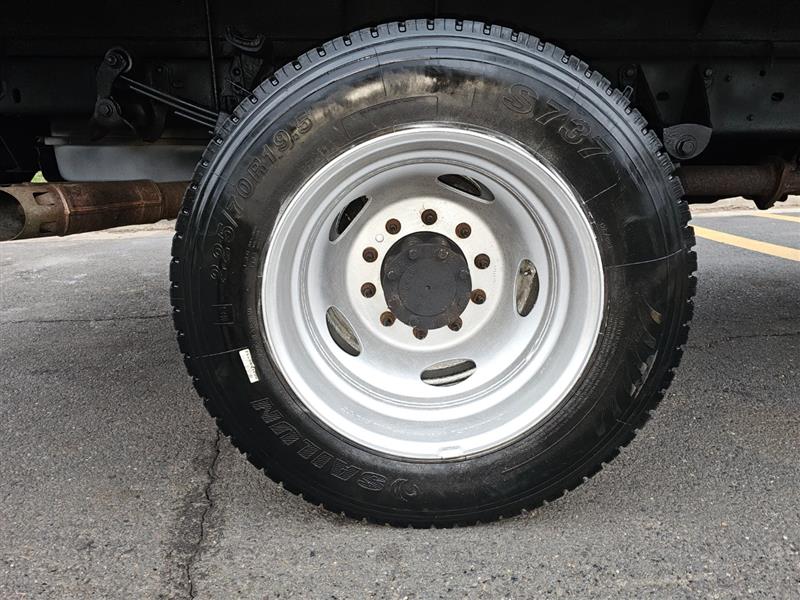 2011 Ford F-450 Super Duty Chassis Cab XLT - Photo 43