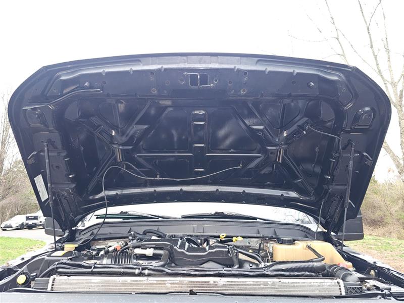 2011 Ford F-450 Super Duty Chassis Cab XLT - Photo 45