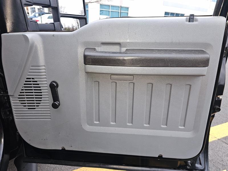 2011 Ford F-450 Super Duty Chassis Cab XLT - Photo 66