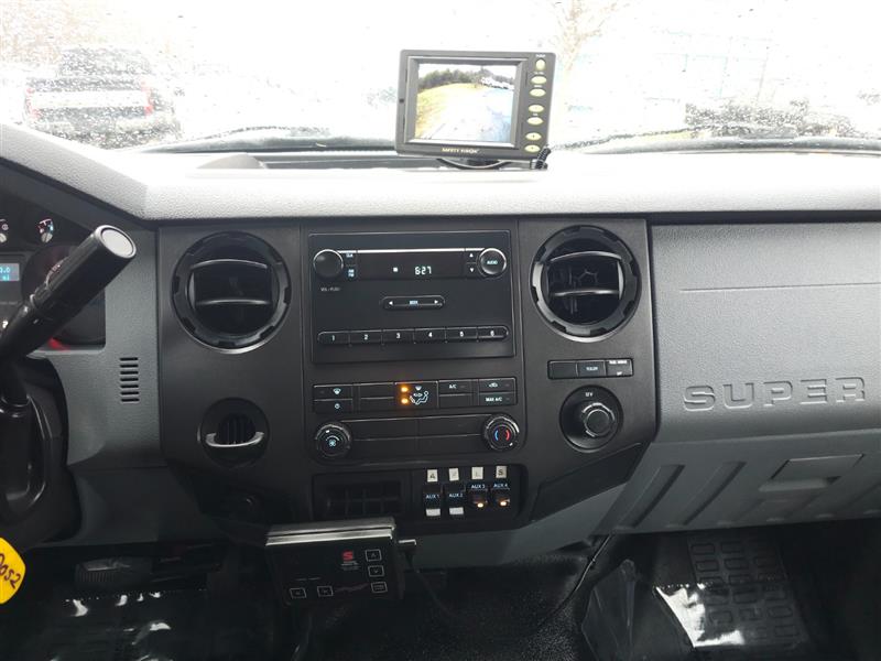 2011 Ford F-450 Super Duty Chassis Cab XLT - Photo 73