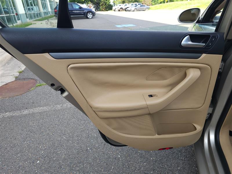 2007 Volkswagen Jetta 2.5 - Photo 42