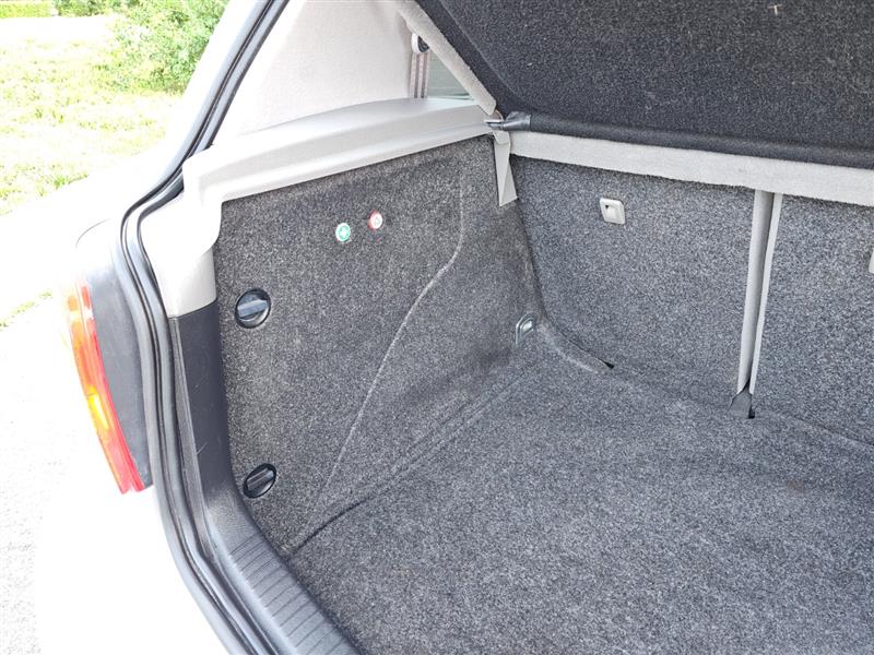 2004 Volkswagen Golf GL - Photo 17