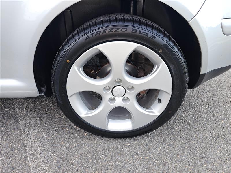 2004 Volkswagen Golf GL - Photo 29
