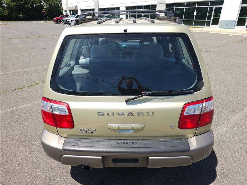 2001 Subaru Forester - Photo 18