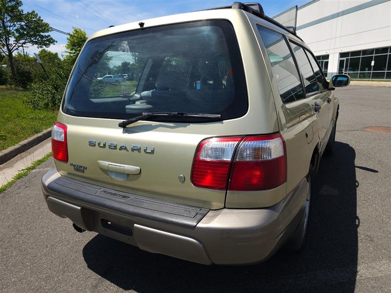 2001 Subaru Forester - Photo 24