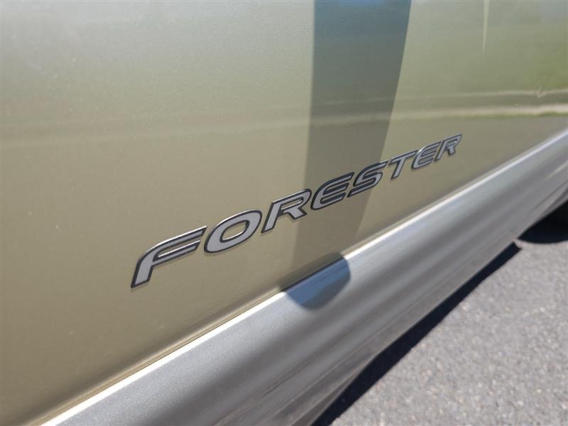 2001 Subaru Forester - Photo 31
