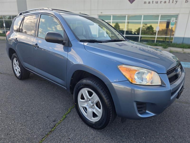 2009 Toyota RAV4 Base - Photo 2