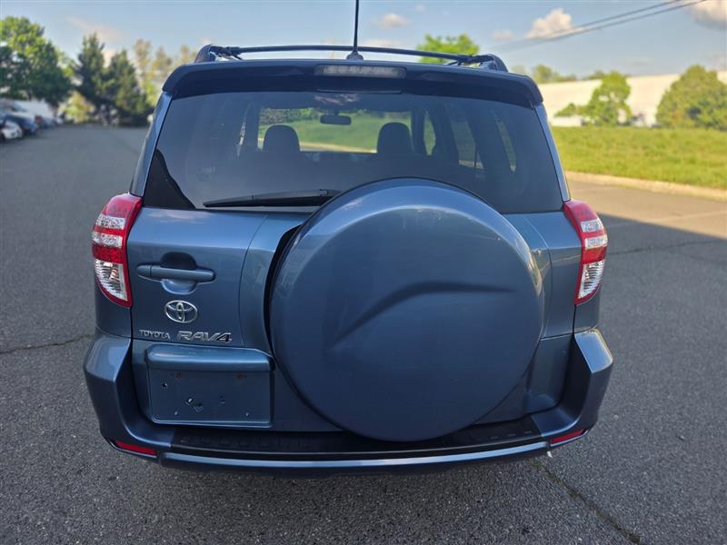 2009 Toyota RAV4 Base - Photo 8