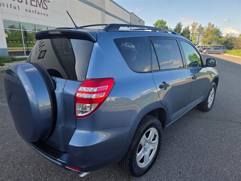 2009 Toyota RAV4 Base - Photo 9