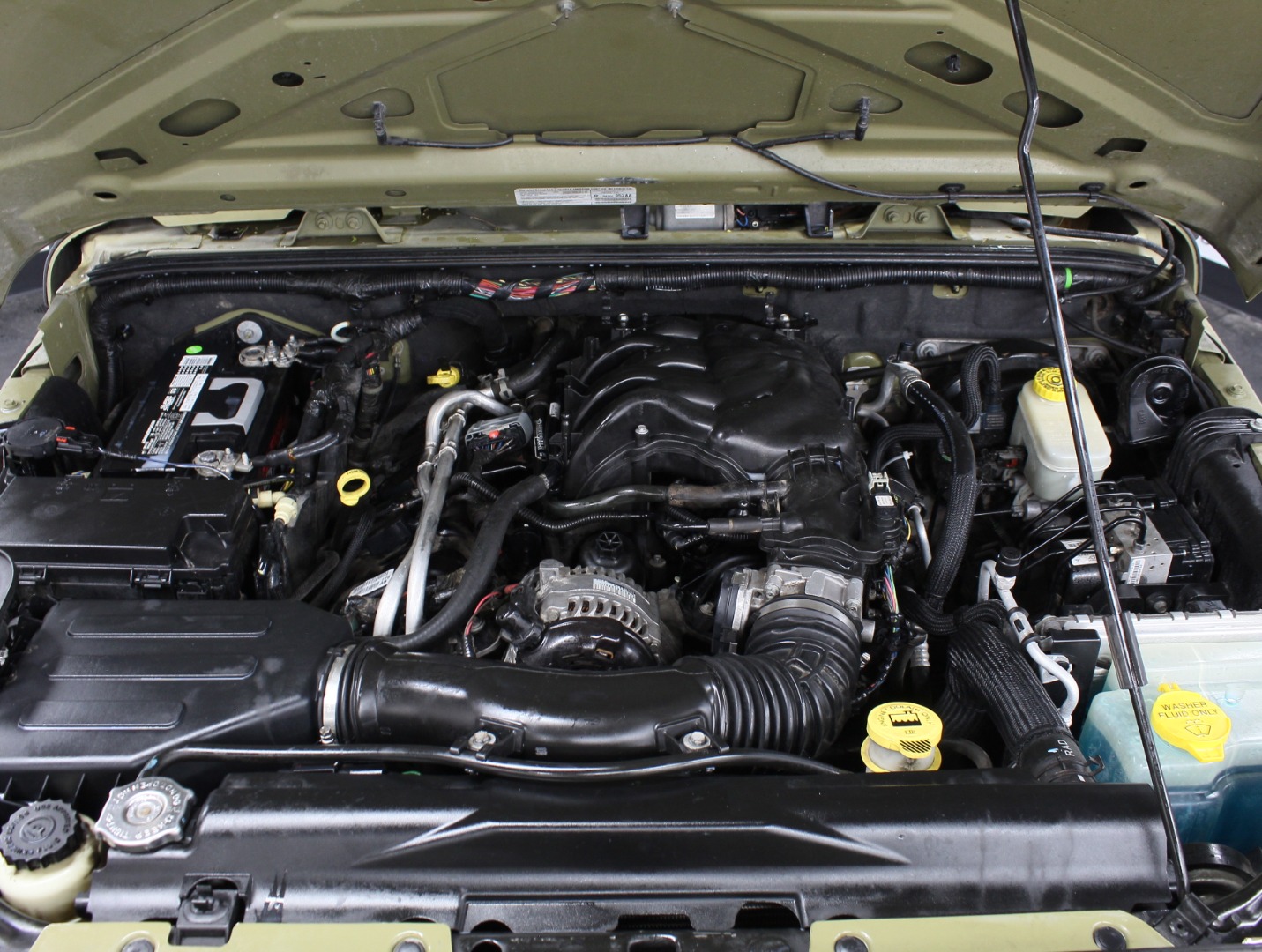 2013 Jeep Wrangler Unlimited Sport - Photo 20