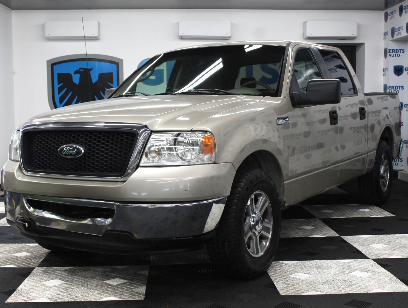 2007 Ford F-150 XLT SuperCrew 139-in's photo