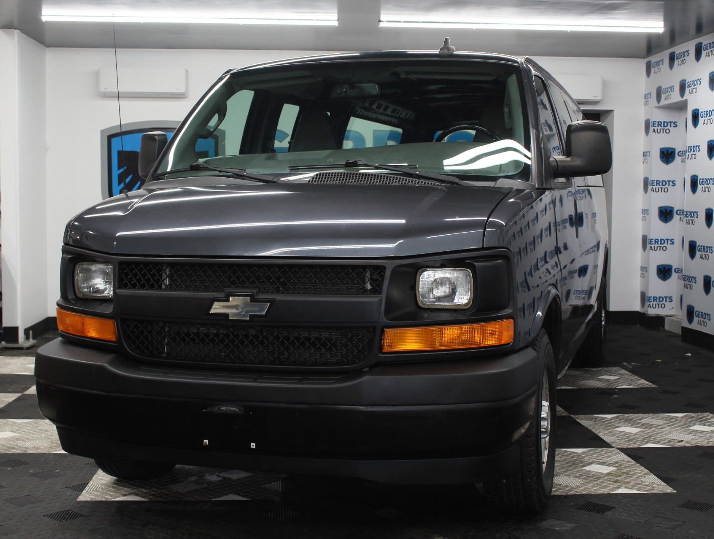 2017 Chevrolet Express Cargo