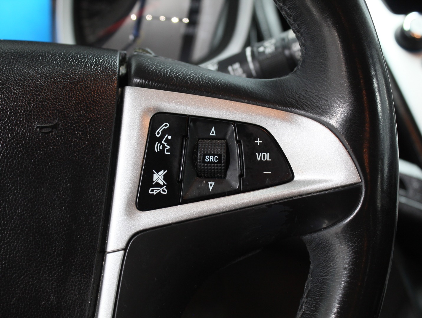 2013 Chevrolet Equinox LTZ - Photo 13