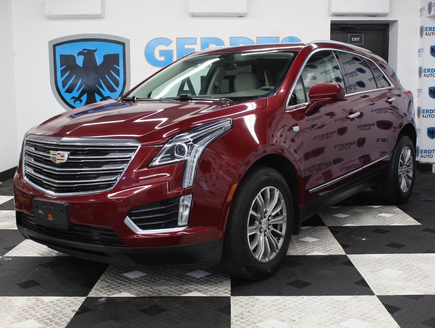 2018 Cadillac XT5 FWD Luxury's photo