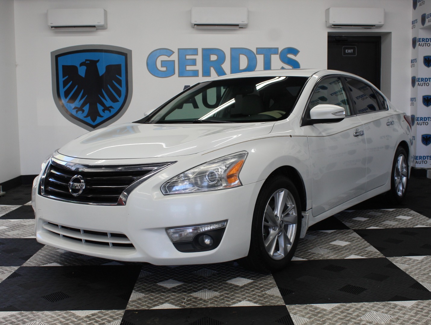2013 Nissan Altima 2.5 SL CVT's photo