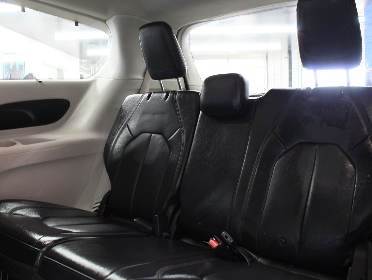 2018 Chrysler Pacifica Touring L - Photo 17