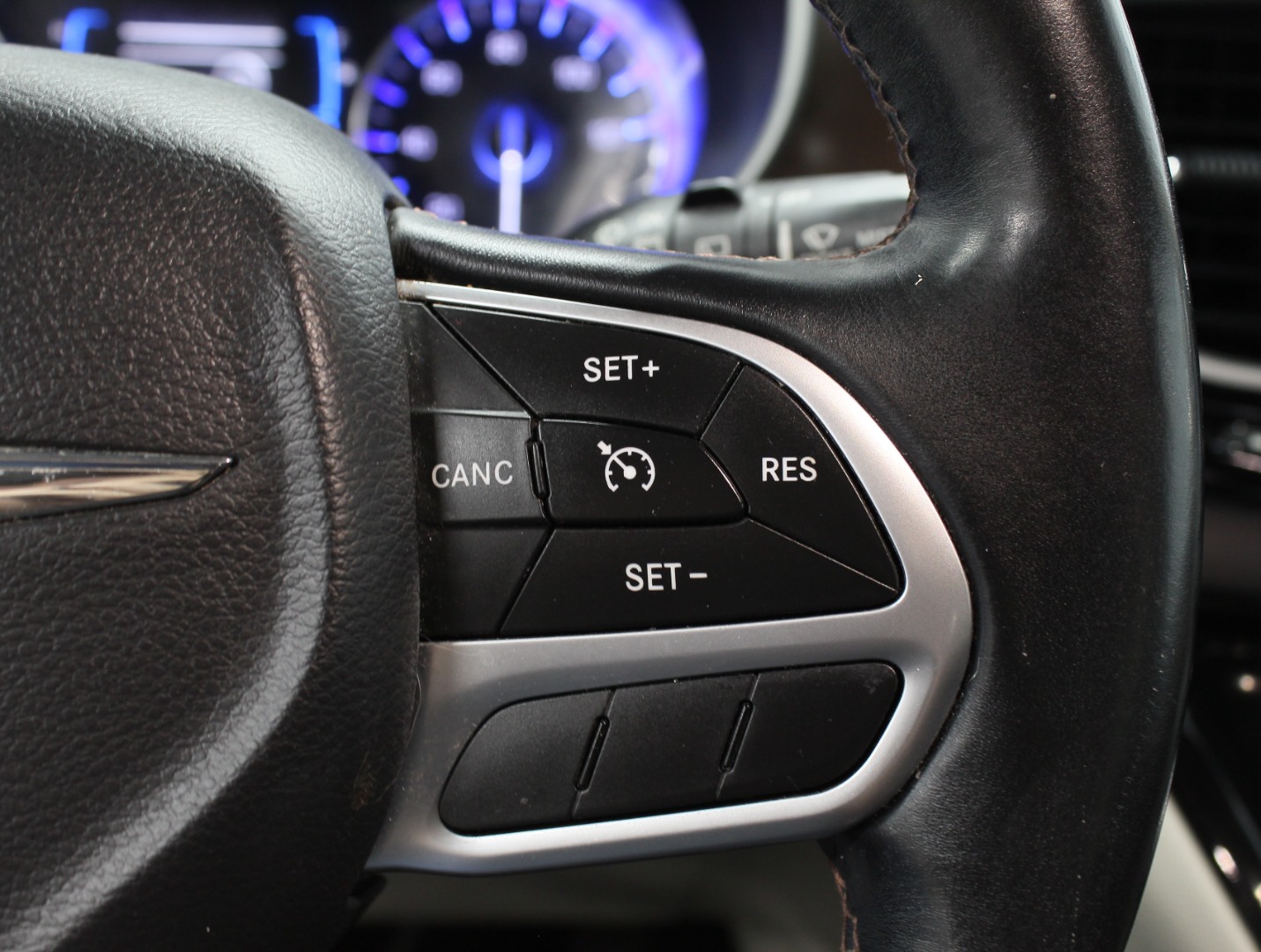 2017 Chrysler Pacifica Touring-L - Photo 13