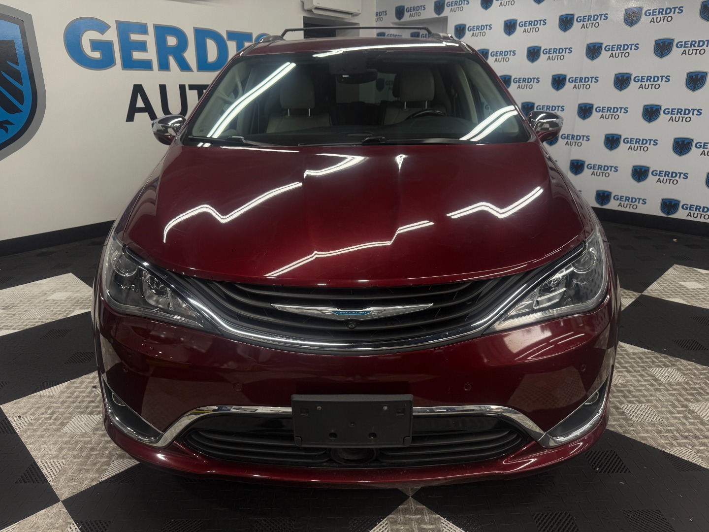 Vehicle Image 2