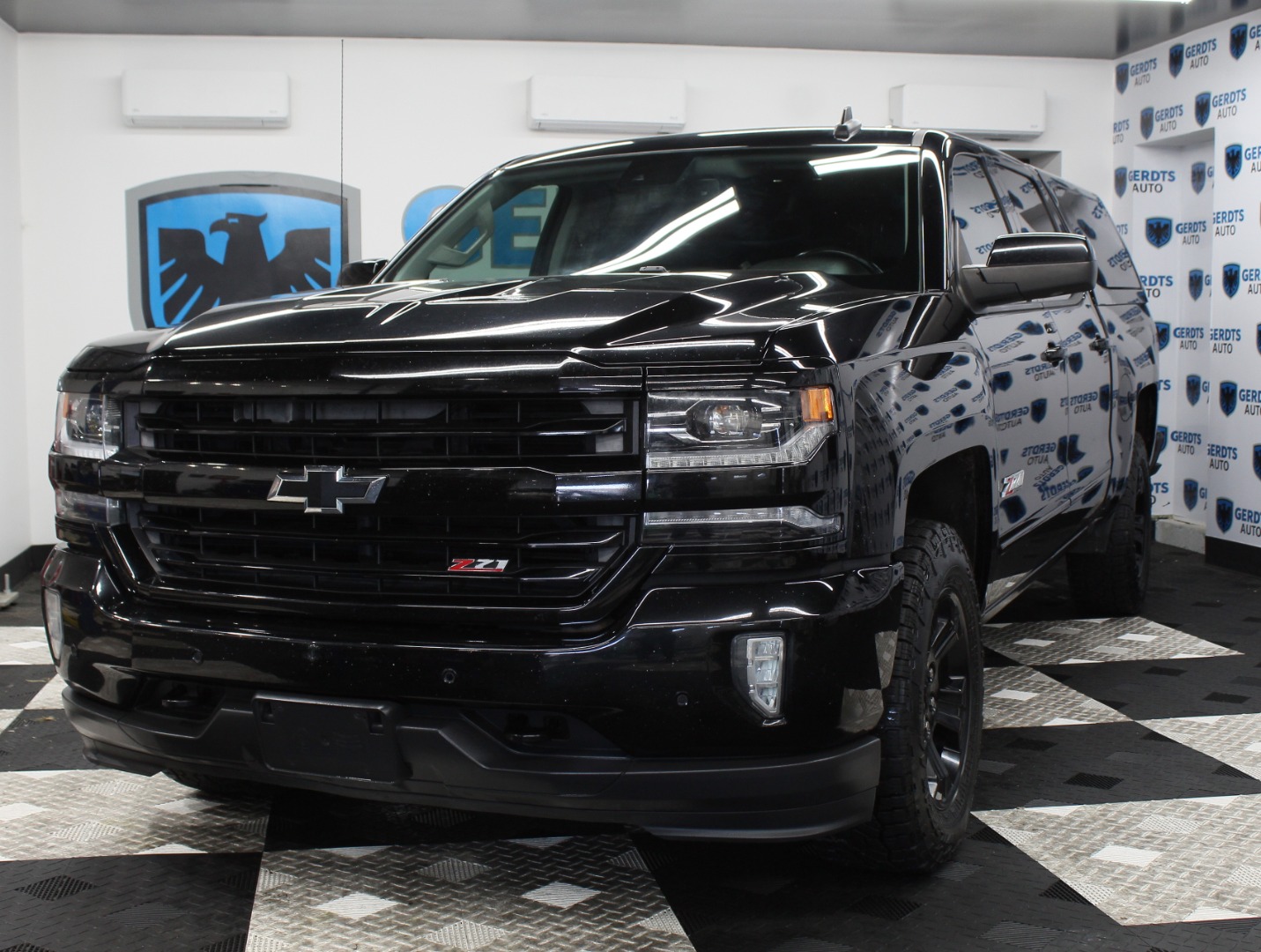 2017 Chevrolet Silverado 1500 LTZ Z71 4X4 Crew Cab Short Box's photo
