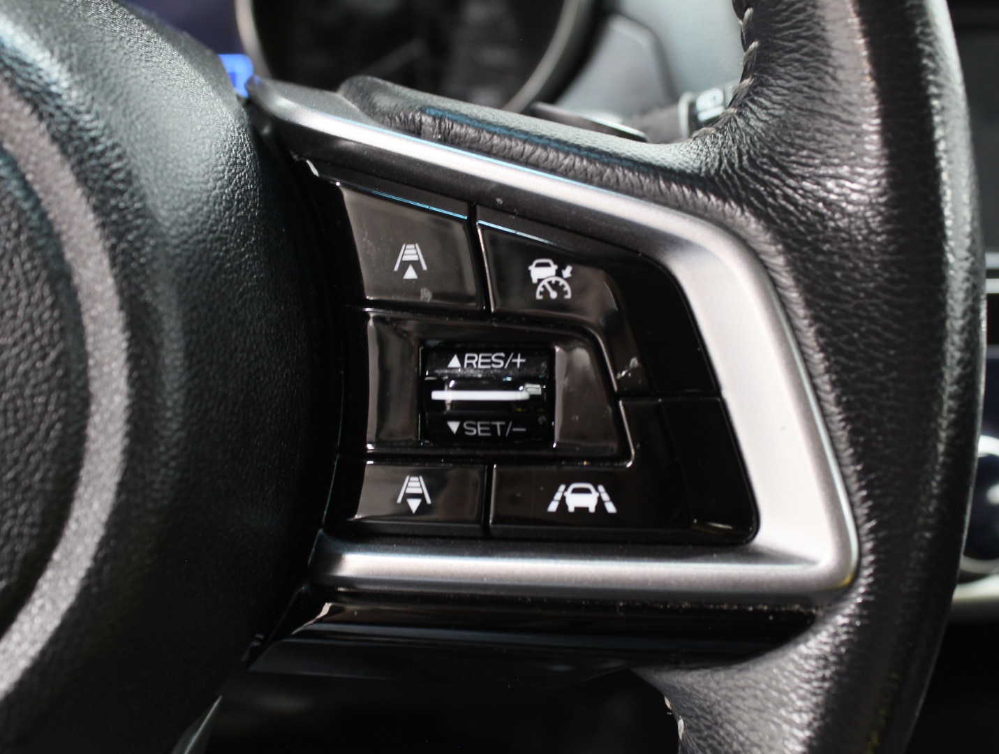 2018 Subaru Outback Limited - Photo 13