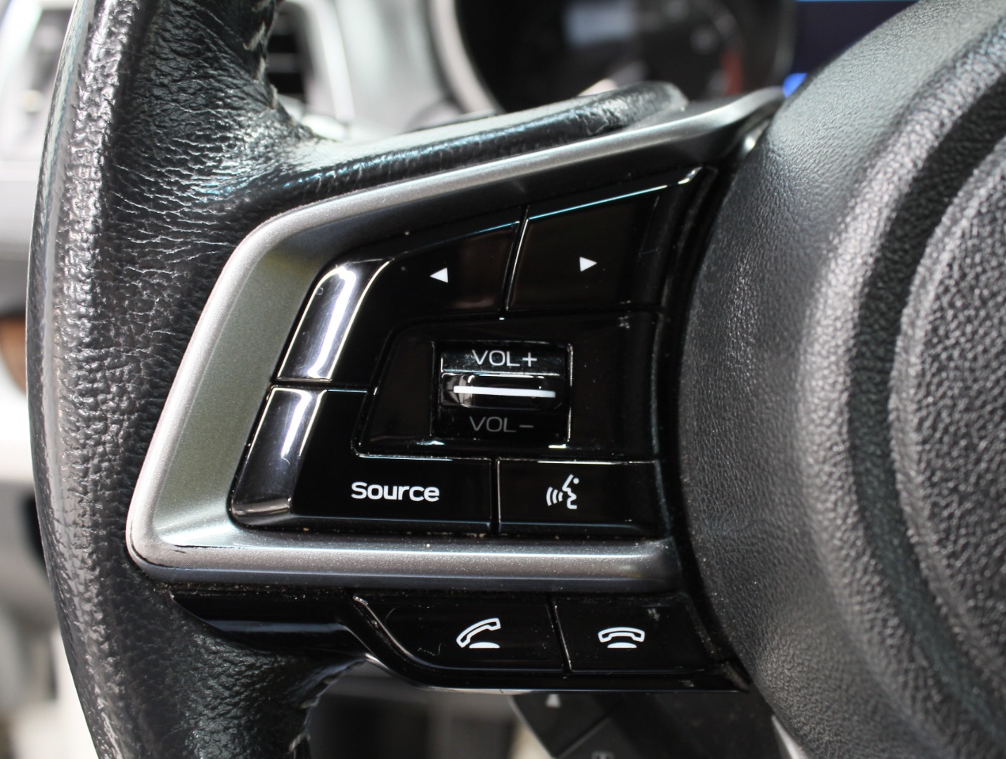 2018 Subaru Outback Limited - Photo 11