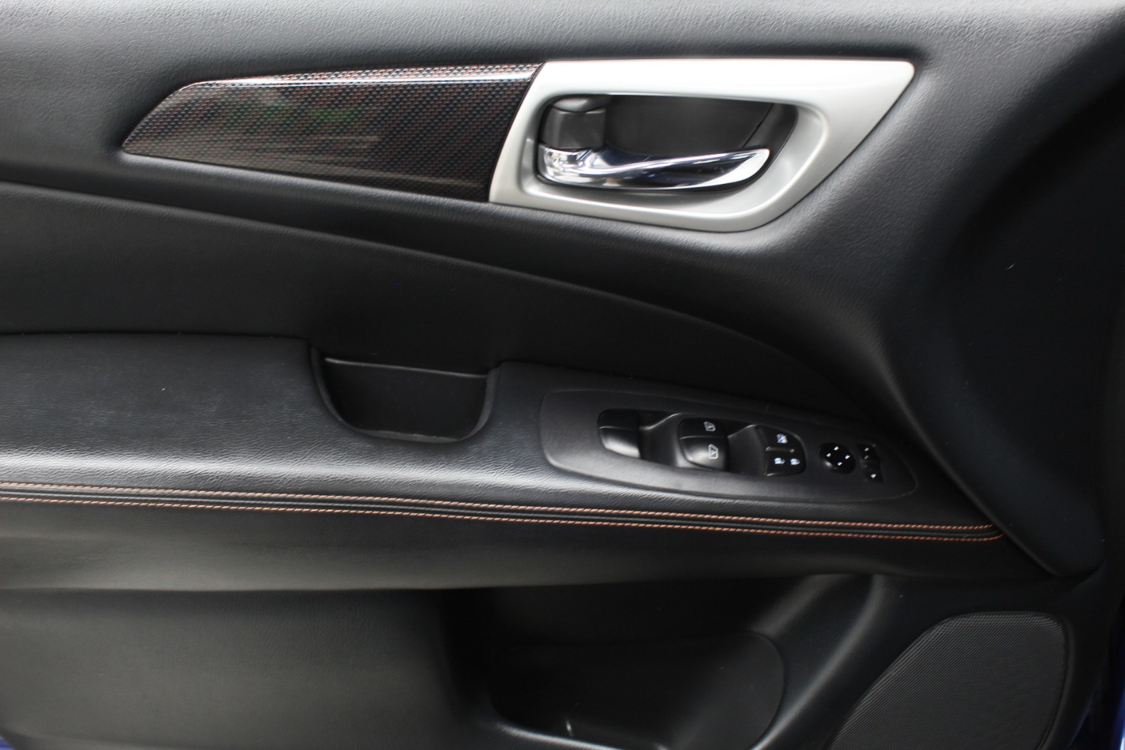 2019 Nissan Pathfinder SV - Photo 15