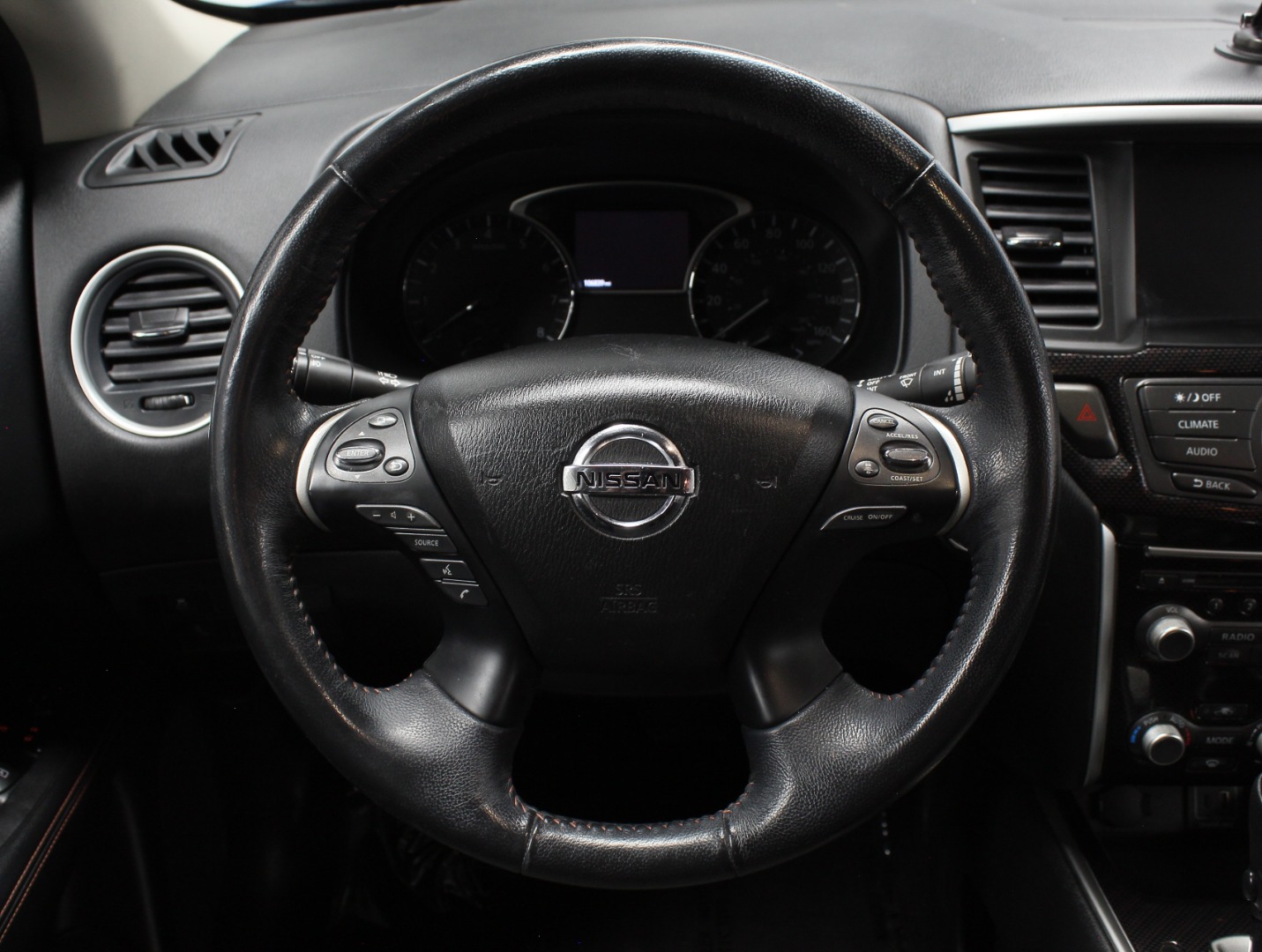 2019 Nissan Pathfinder SV - Photo 14
