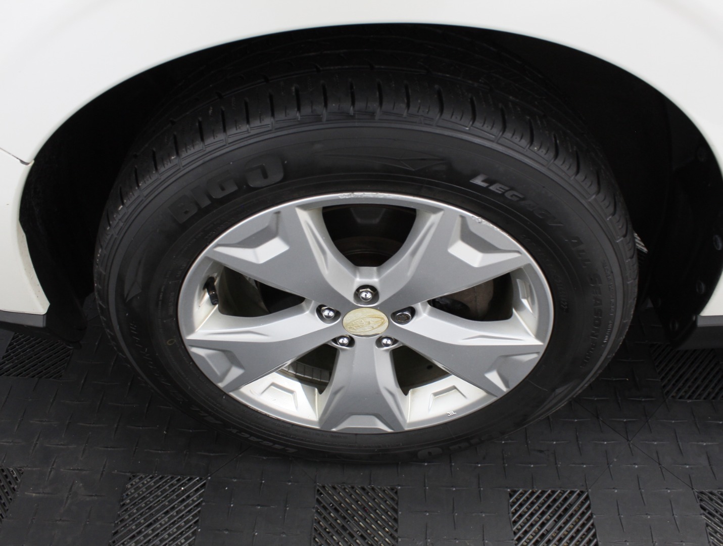 2015 Subaru Forester i Premium - Photo 18