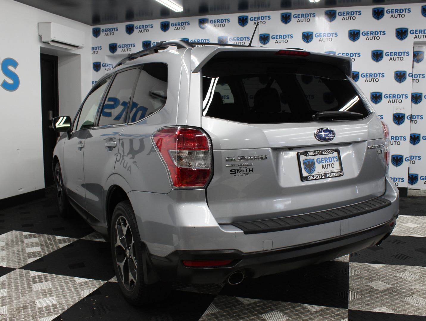 Vehicle Image 2
