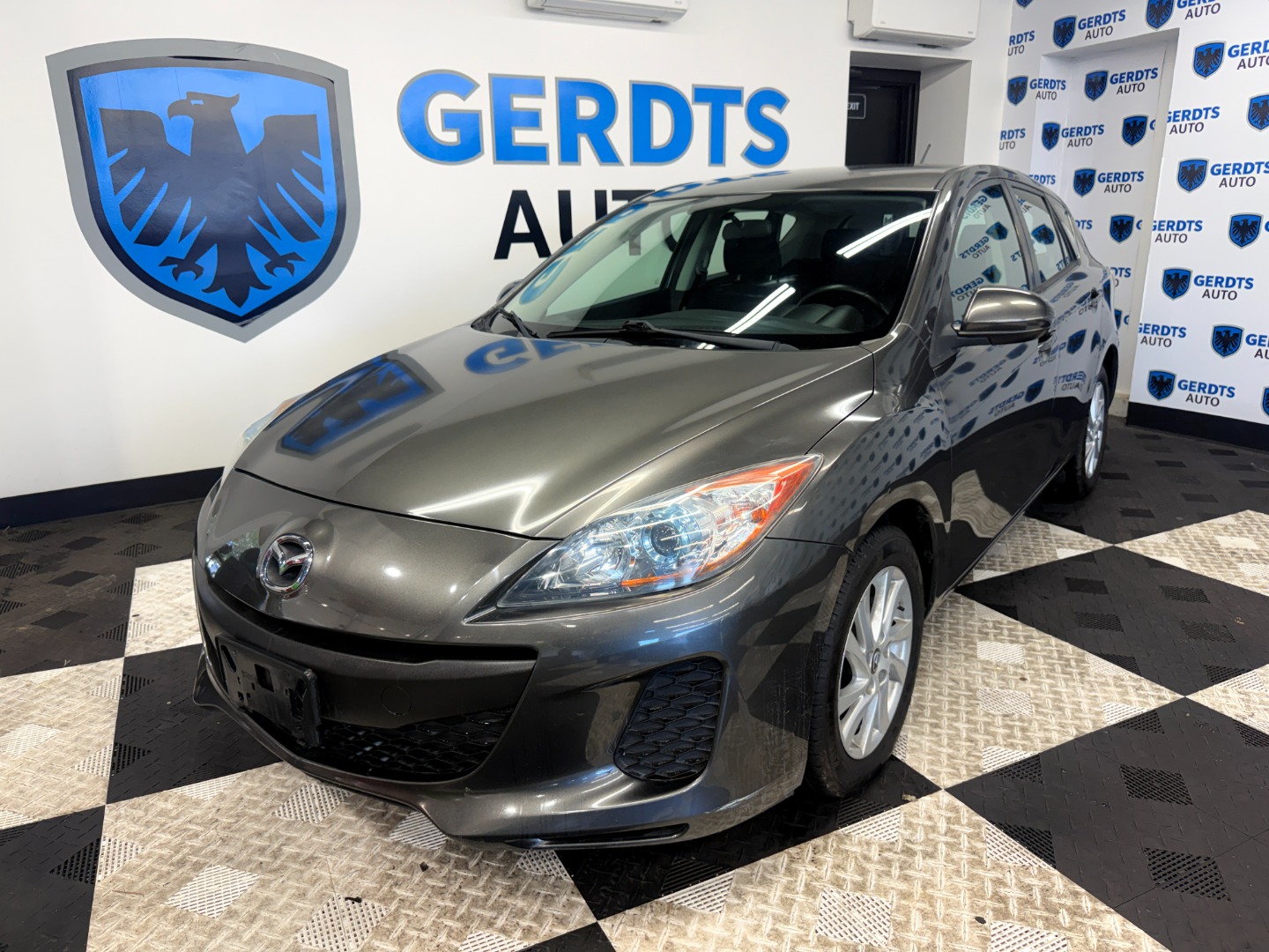 2013 Mazda MAZDA3