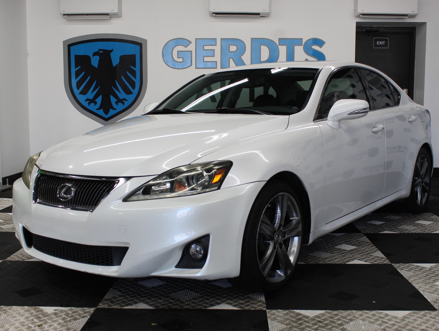 2013 Lexus IS 350 250 6AT's photo