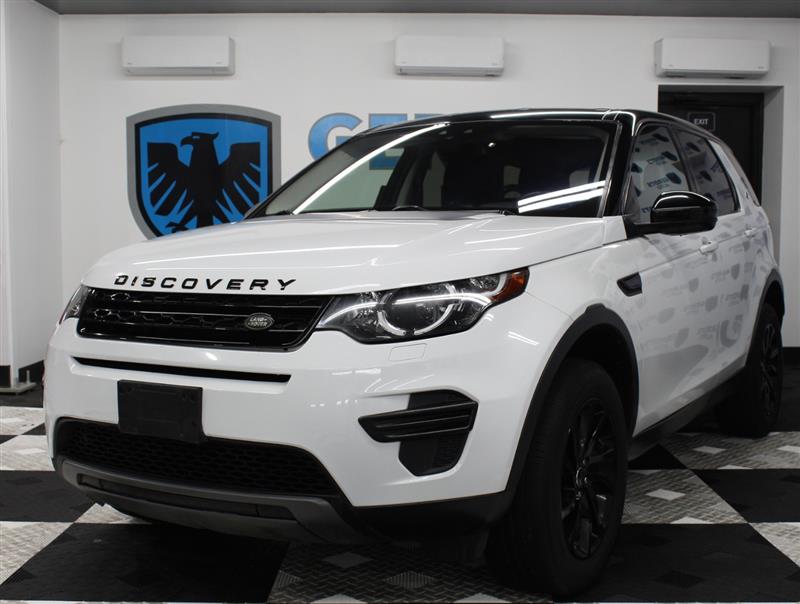 White 2018 Land Rover Discovery Sport SE AWD SUV / Crossover All-Wheel Drive Automatic
