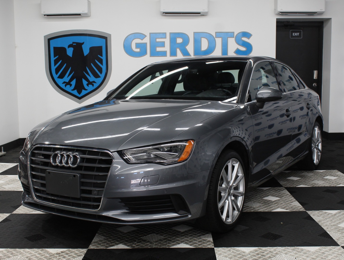 2016 Audi A3 2.0T quattro S tronic Premium Plus's photo