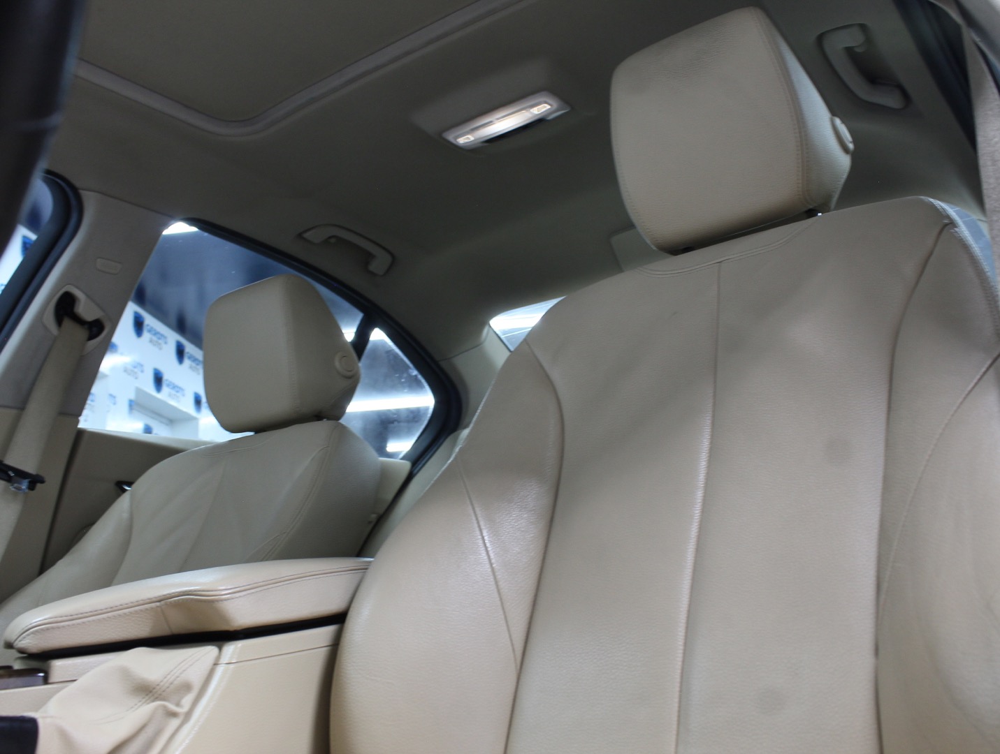 2014 BMW 3 Series 328i - Photo 8