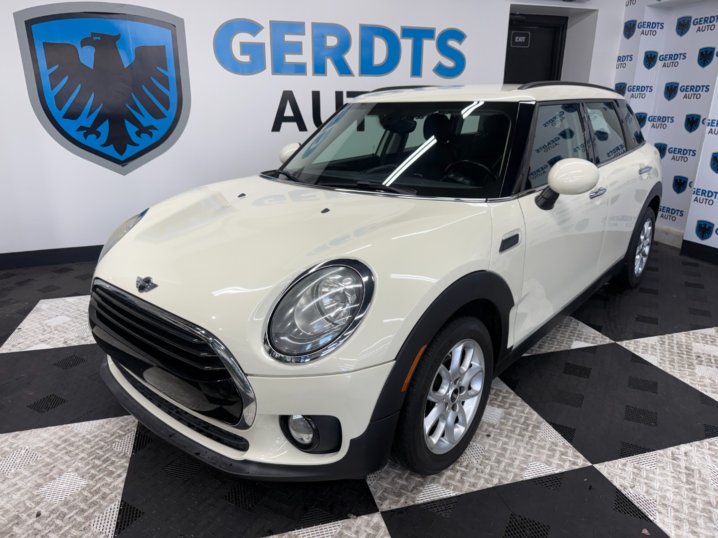 2016 MINI Clubman