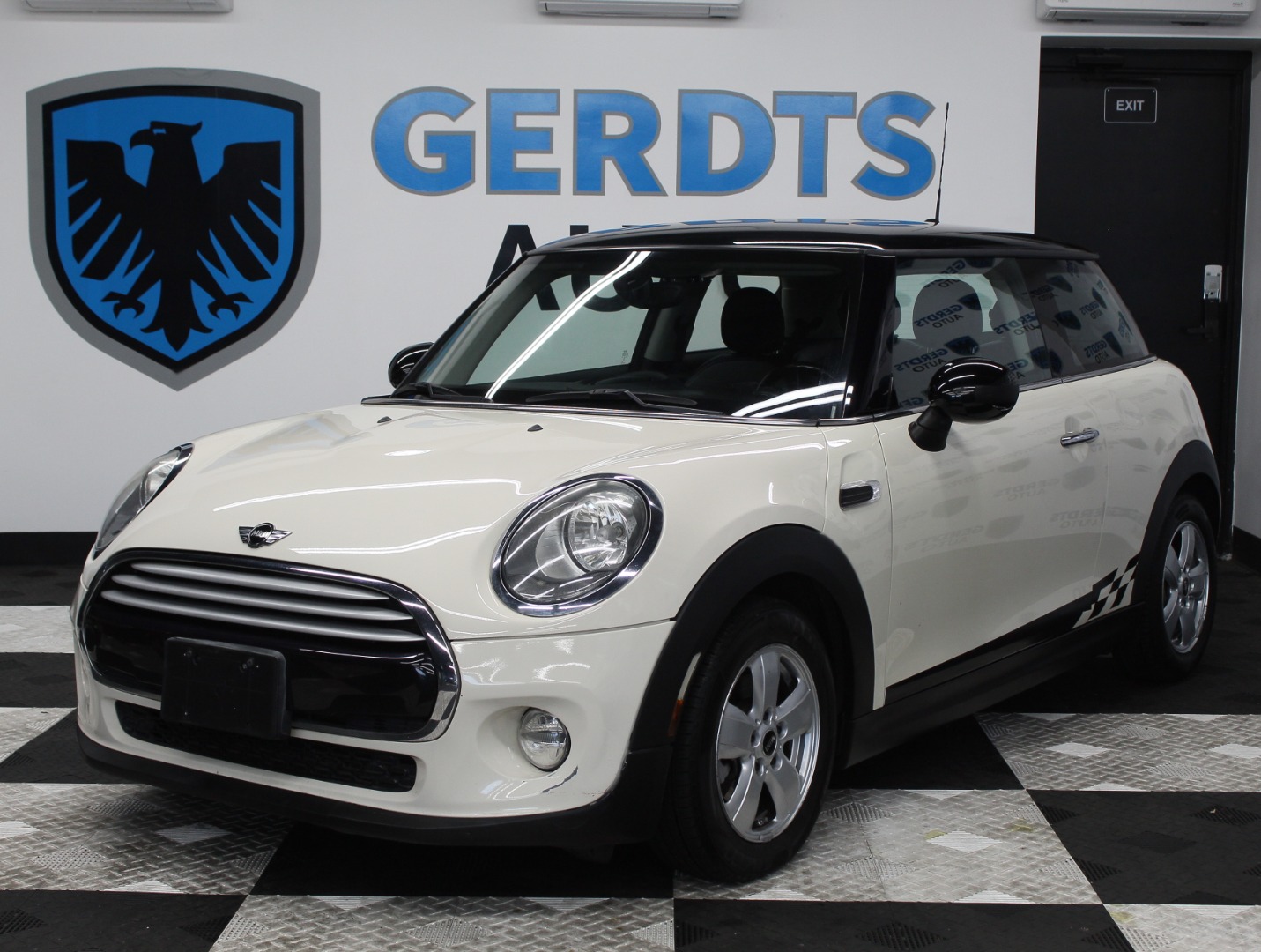 2015 MINI Cooper