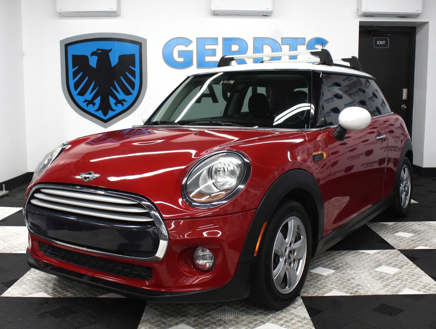 2014 MINI Cooper -'s photo