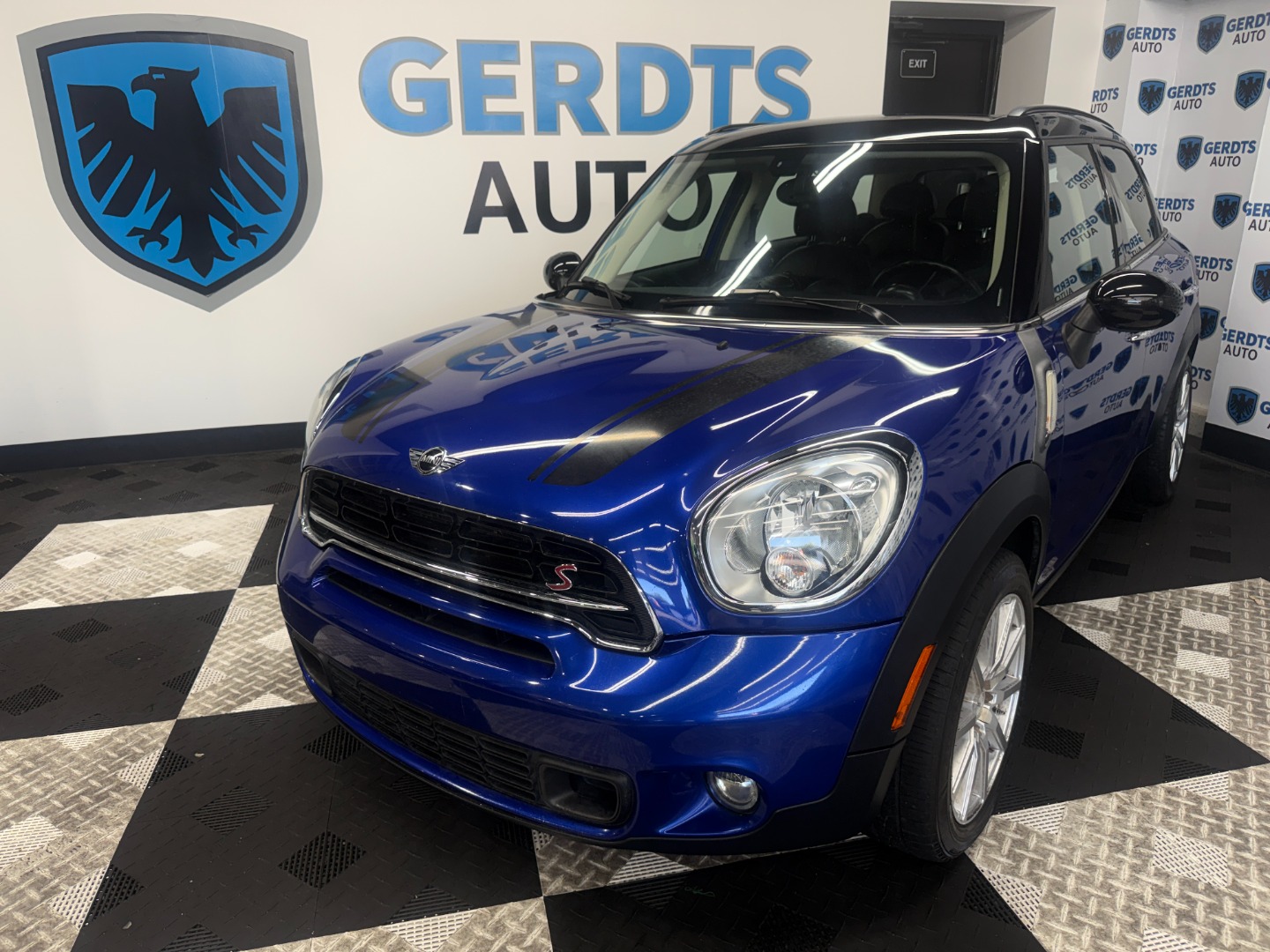 2015 MINI Countryman Countryman S's photo